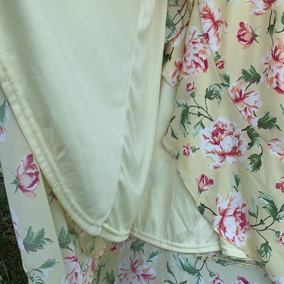 Lulu’s Sense of Wonder Maxi Wrap Dress - Picture 10 of 11